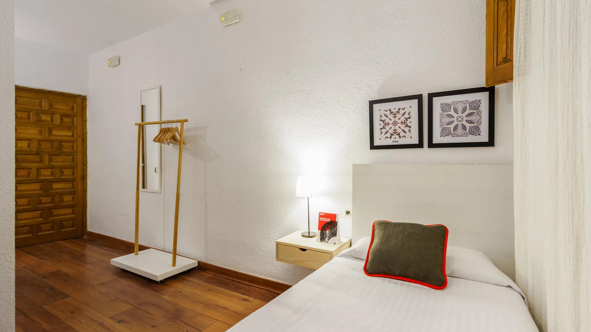 Гостевой дом Hostal Austria Гранада
