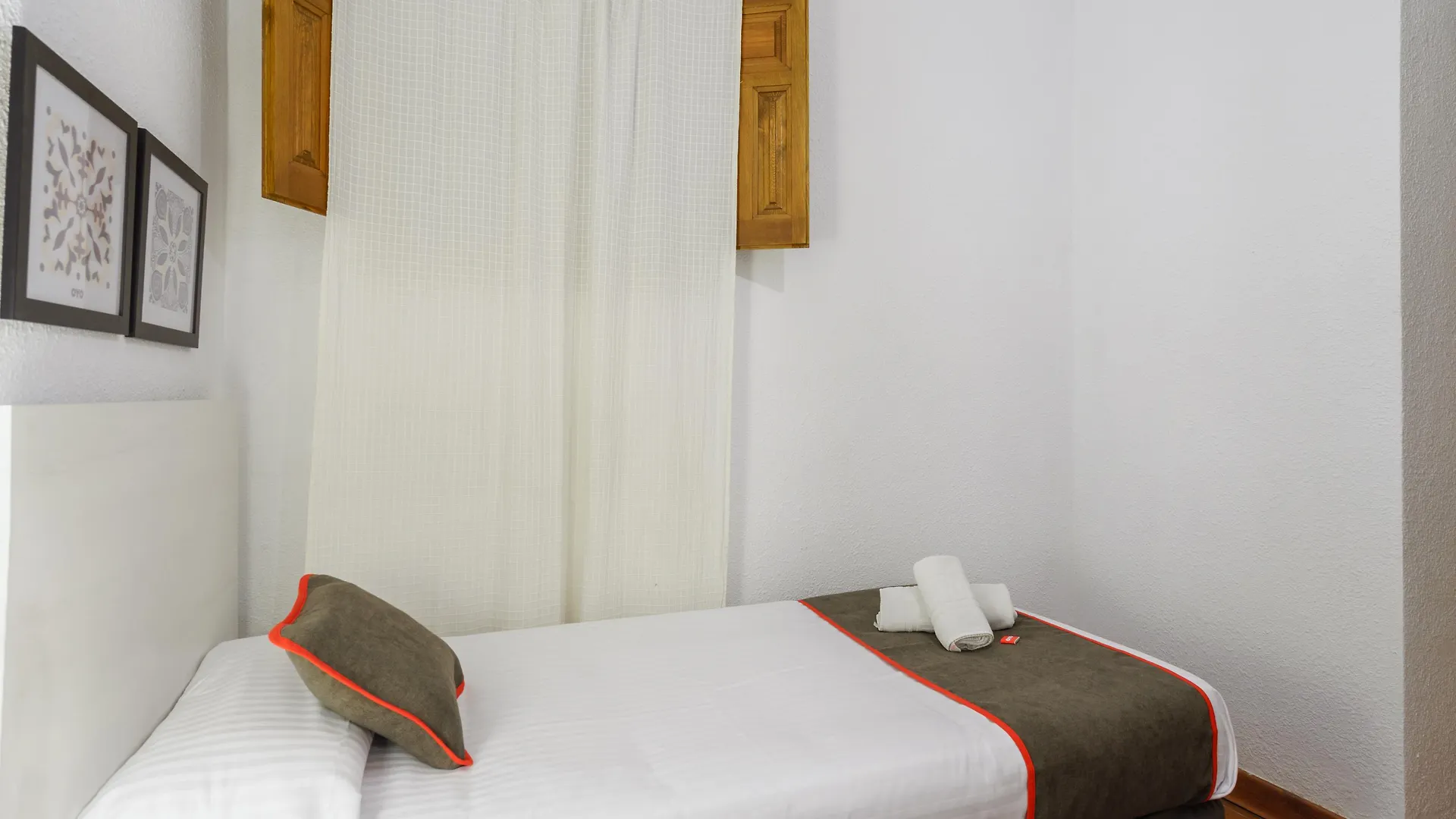 Hostal Austria Granada 2*,  Spain
