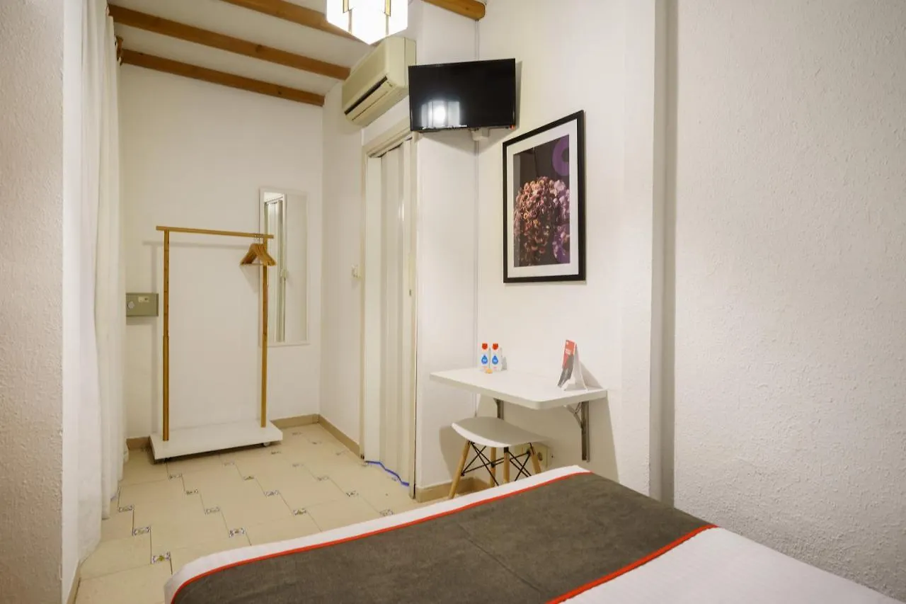 Hostal Austria Гранада Гостевой дом